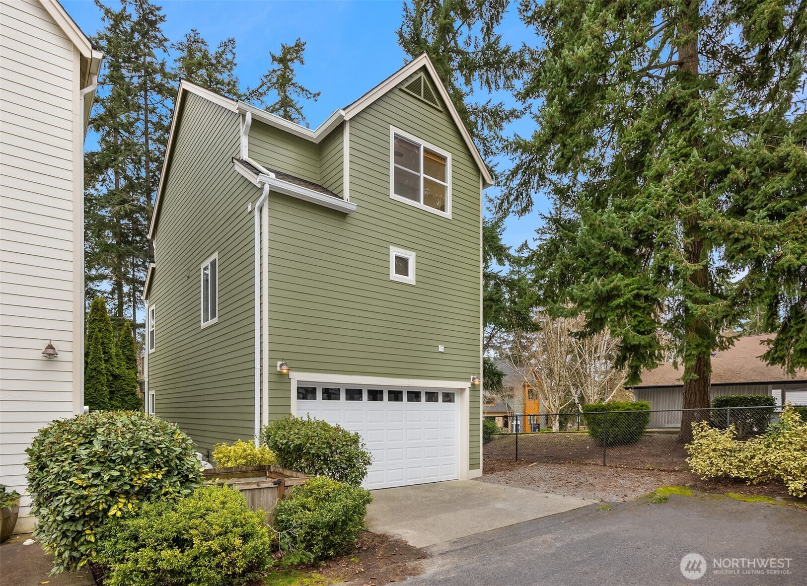 300 Wyatt Way NE Unit: 1