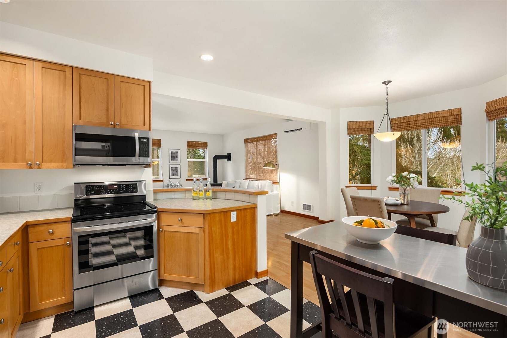 300 Wyatt Way NE Unit: 1
