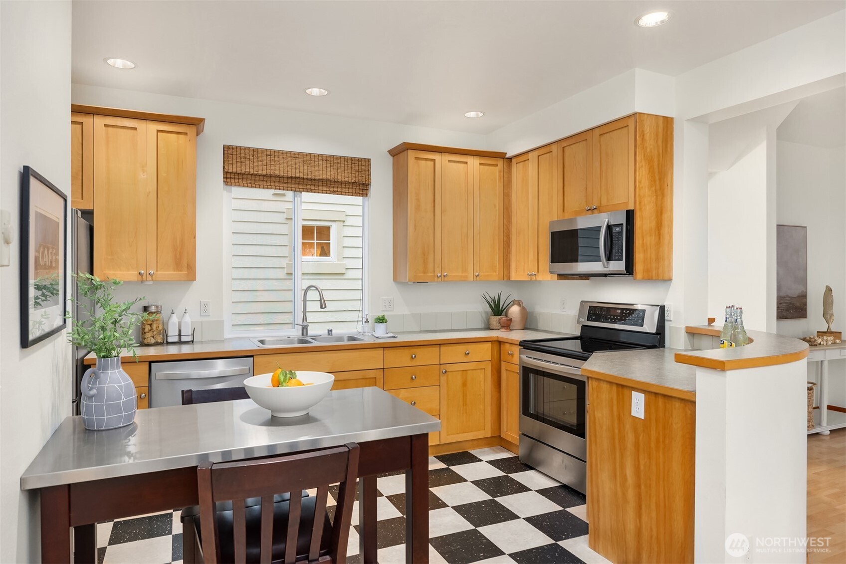 300 Wyatt Way NE Unit: 1