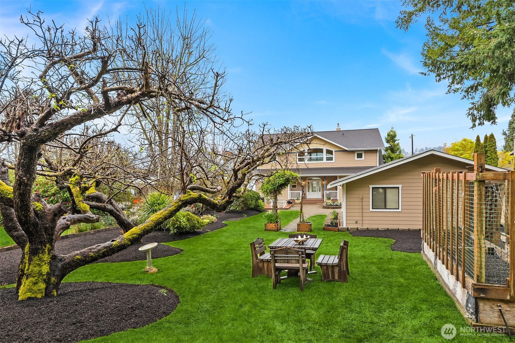 3450 Crystal Springs Drive NE