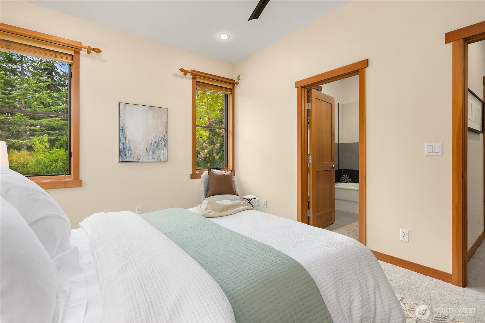 722 NE Vineyard Lane Unit: L102