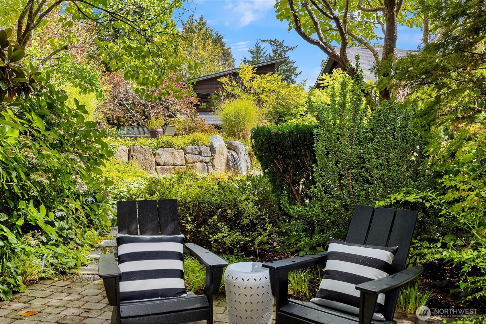 722 NE Vineyard Lane Unit: L102