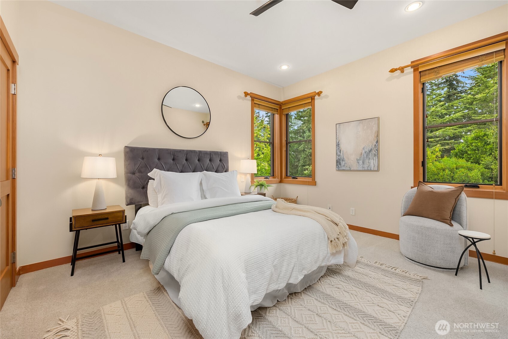 722 NE Vineyard Lane Unit: L102