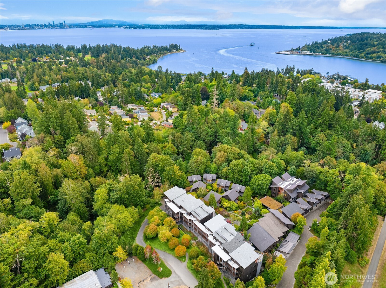 722 NE Vineyard Lane Unit: L102