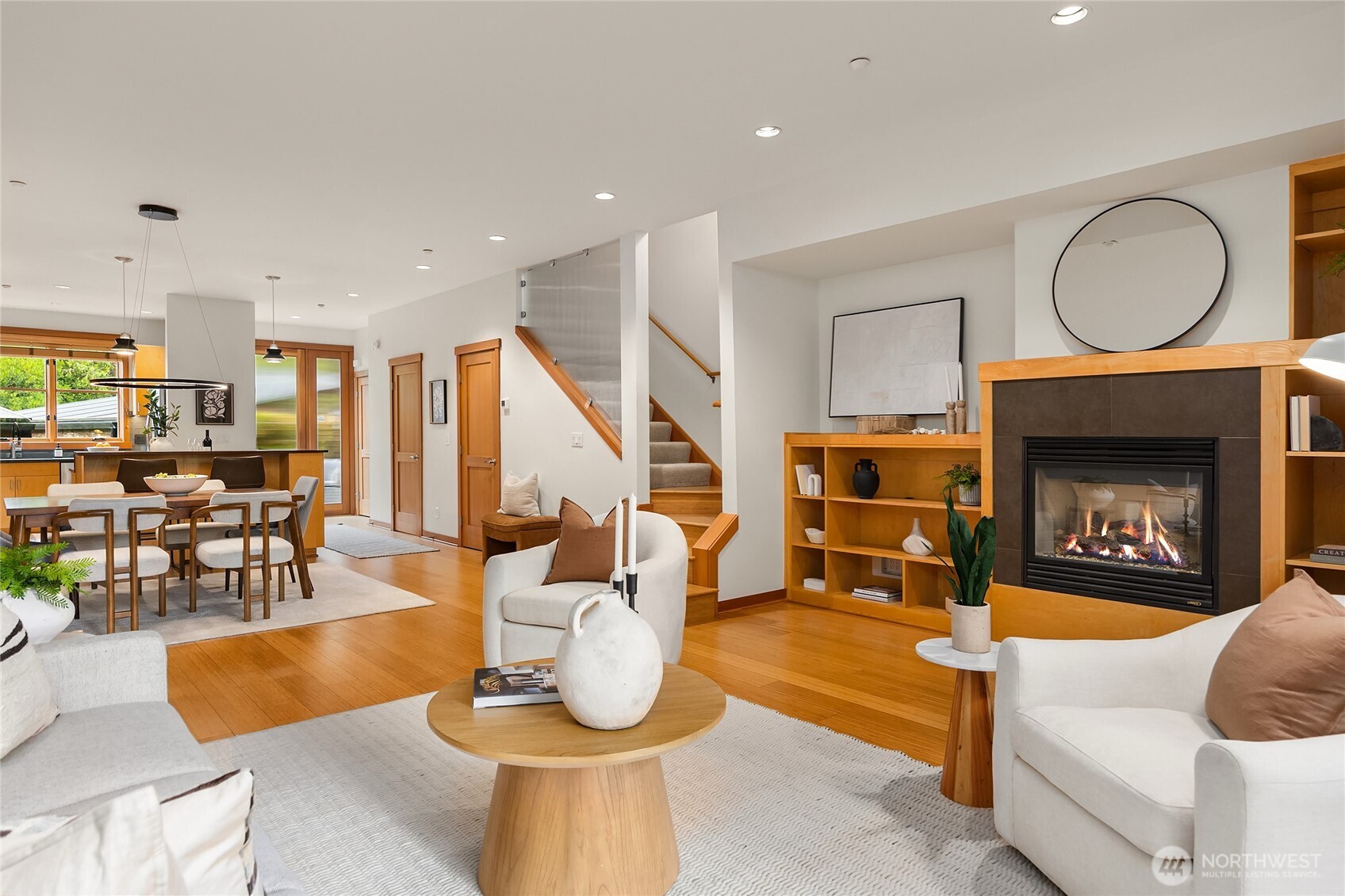 722 NE Vineyard Lane Unit: L102