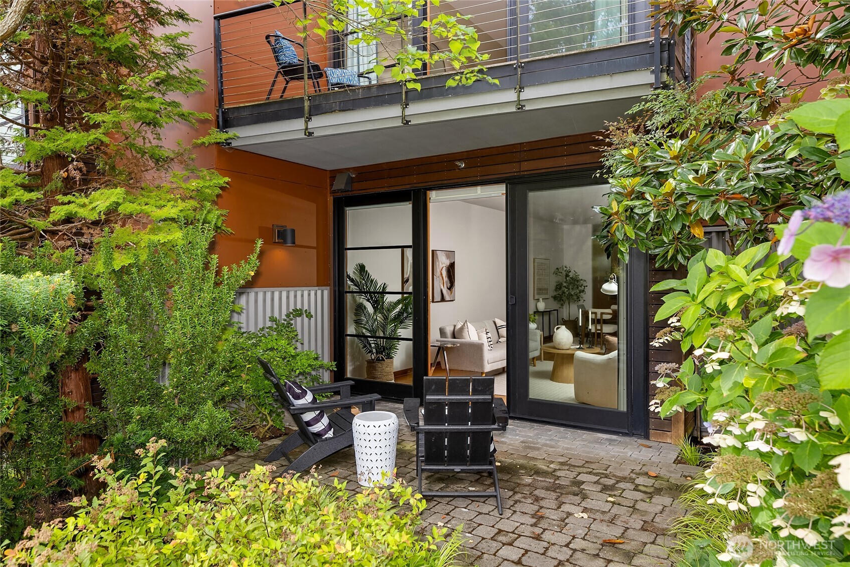 722 NE Vineyard Lane Unit: L102