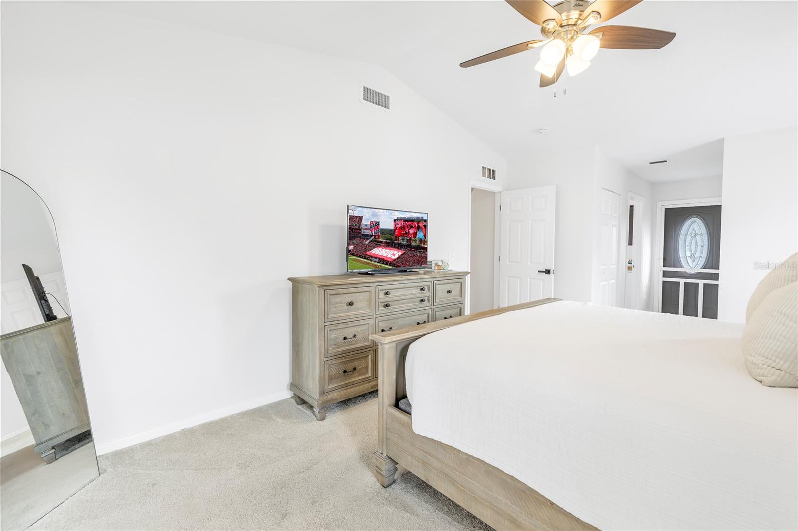 3216 PLEASANT LAKE DR