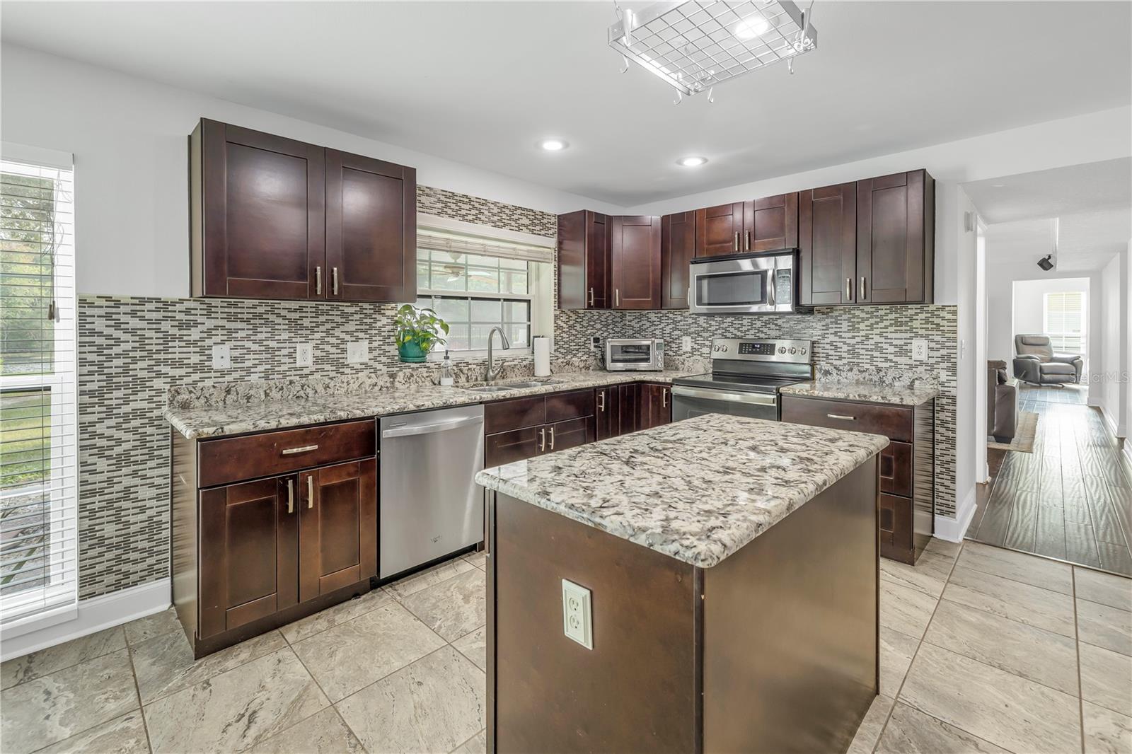 3216 PLEASANT LAKE DR