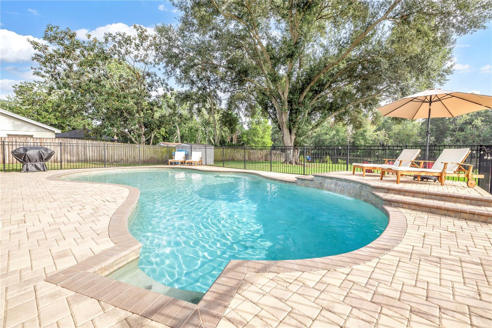 3216 PLEASANT LAKE DR