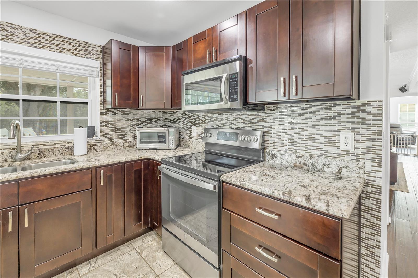 3216 PLEASANT LAKE DR