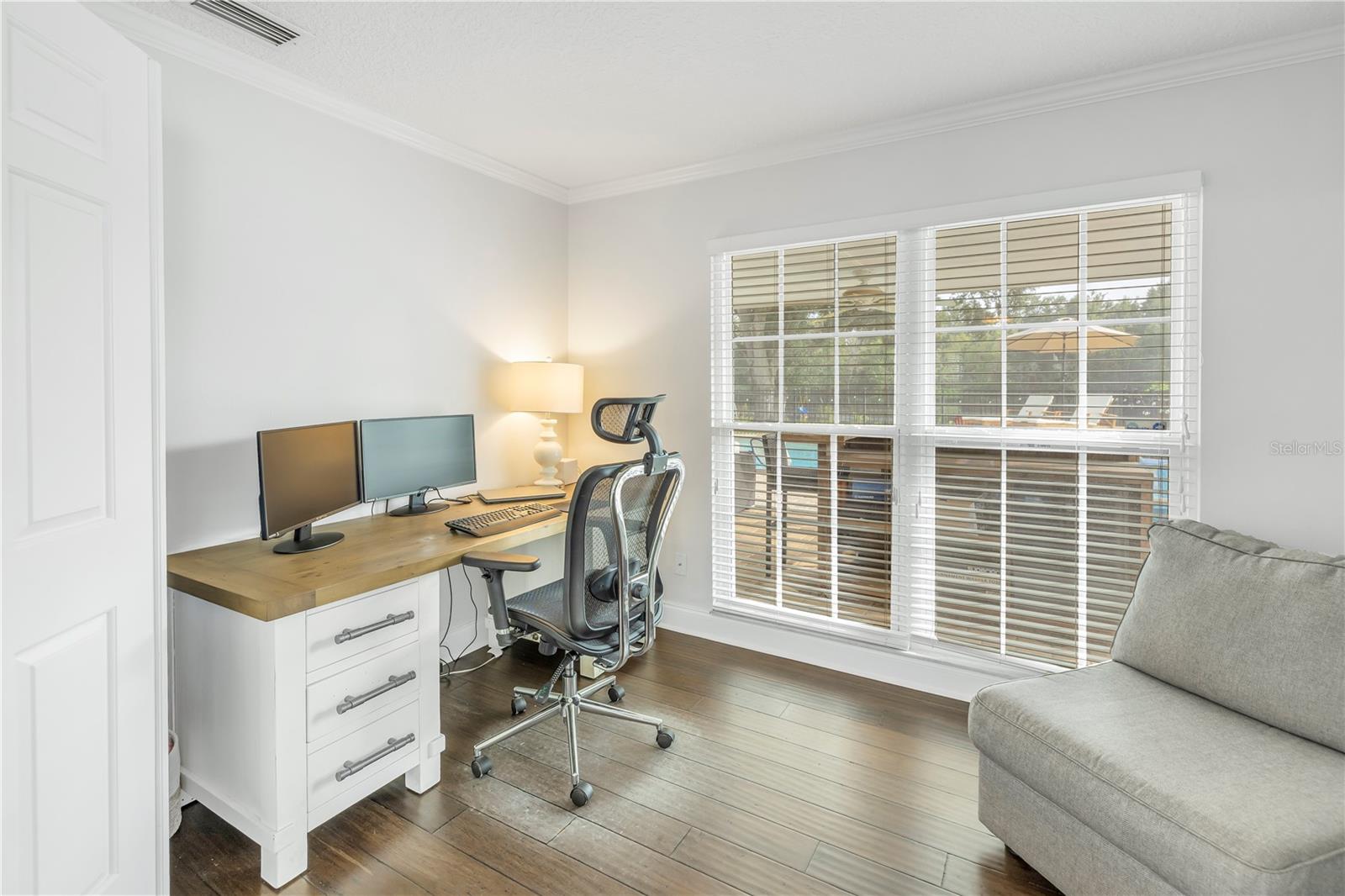 3216 PLEASANT LAKE DR