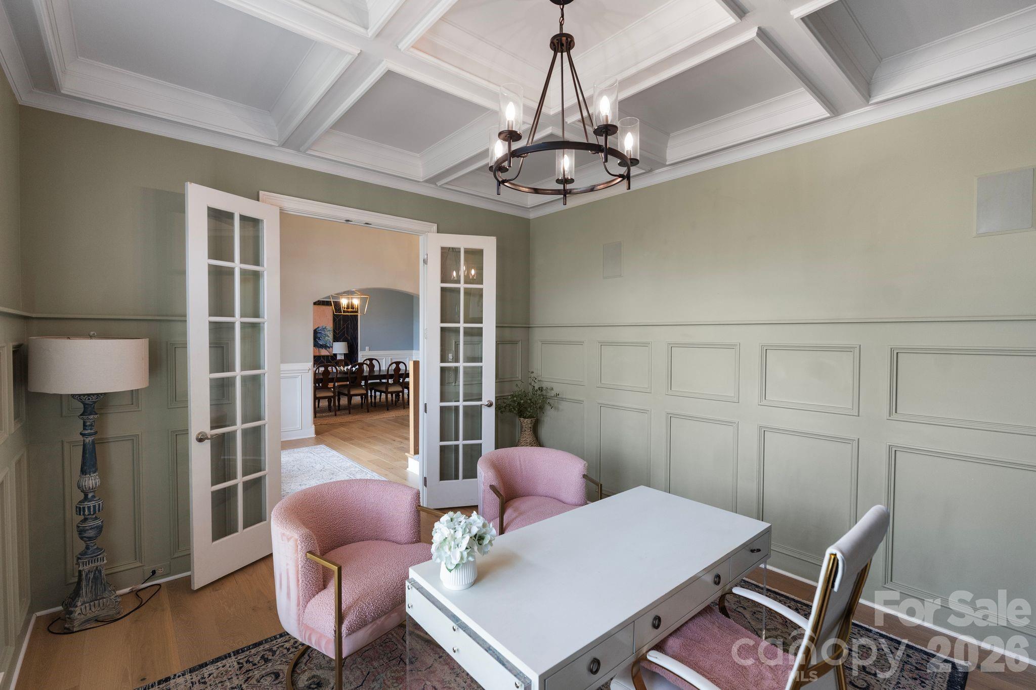 1400 War Admiral Lane