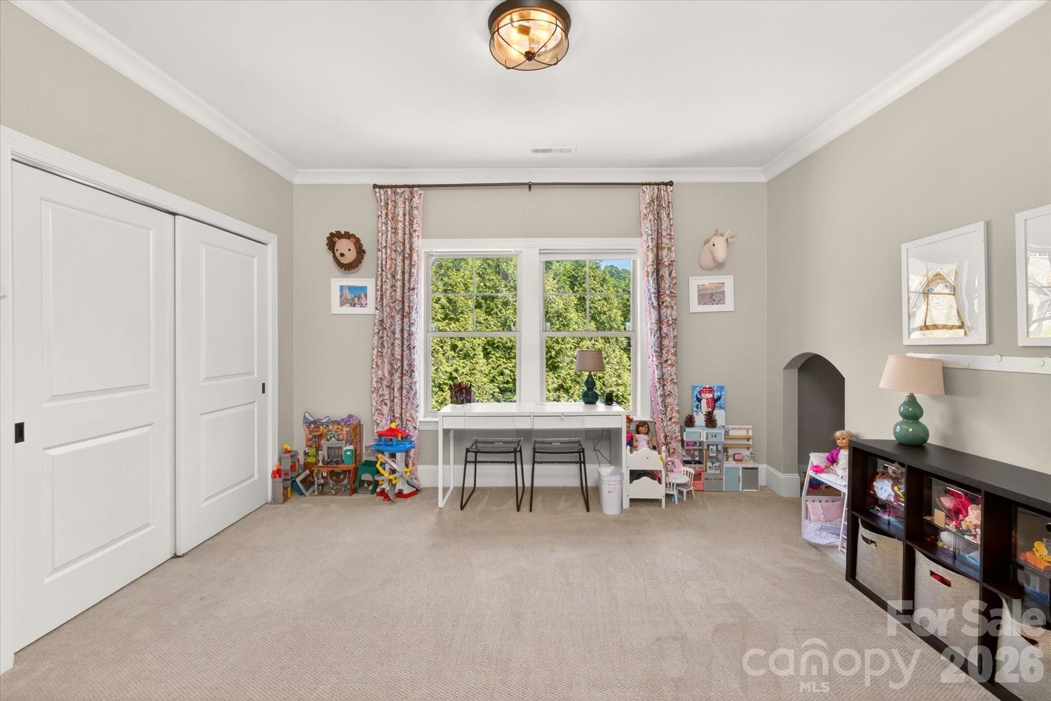 9004 Sunday Silence Drive