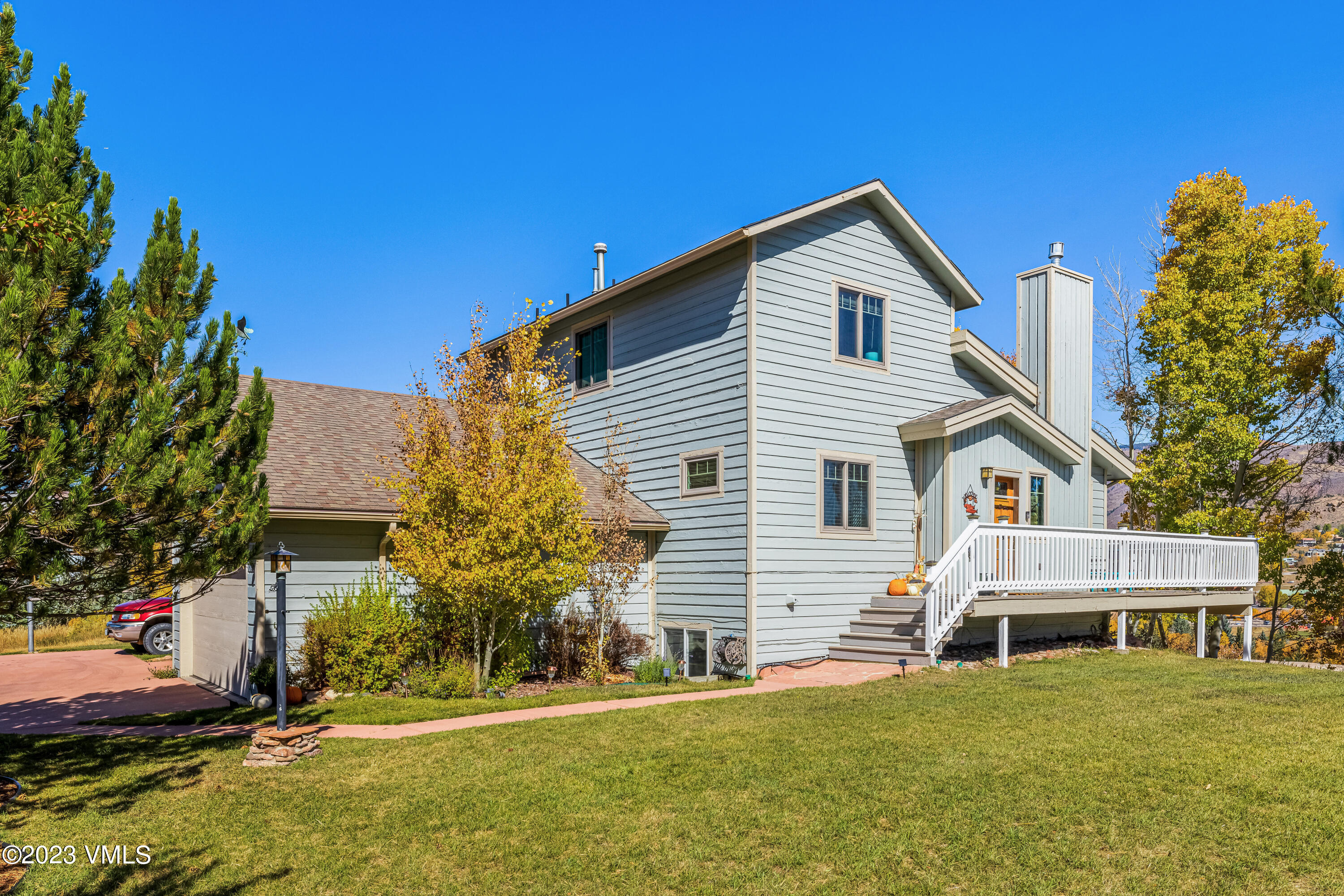 26 Lariat Court