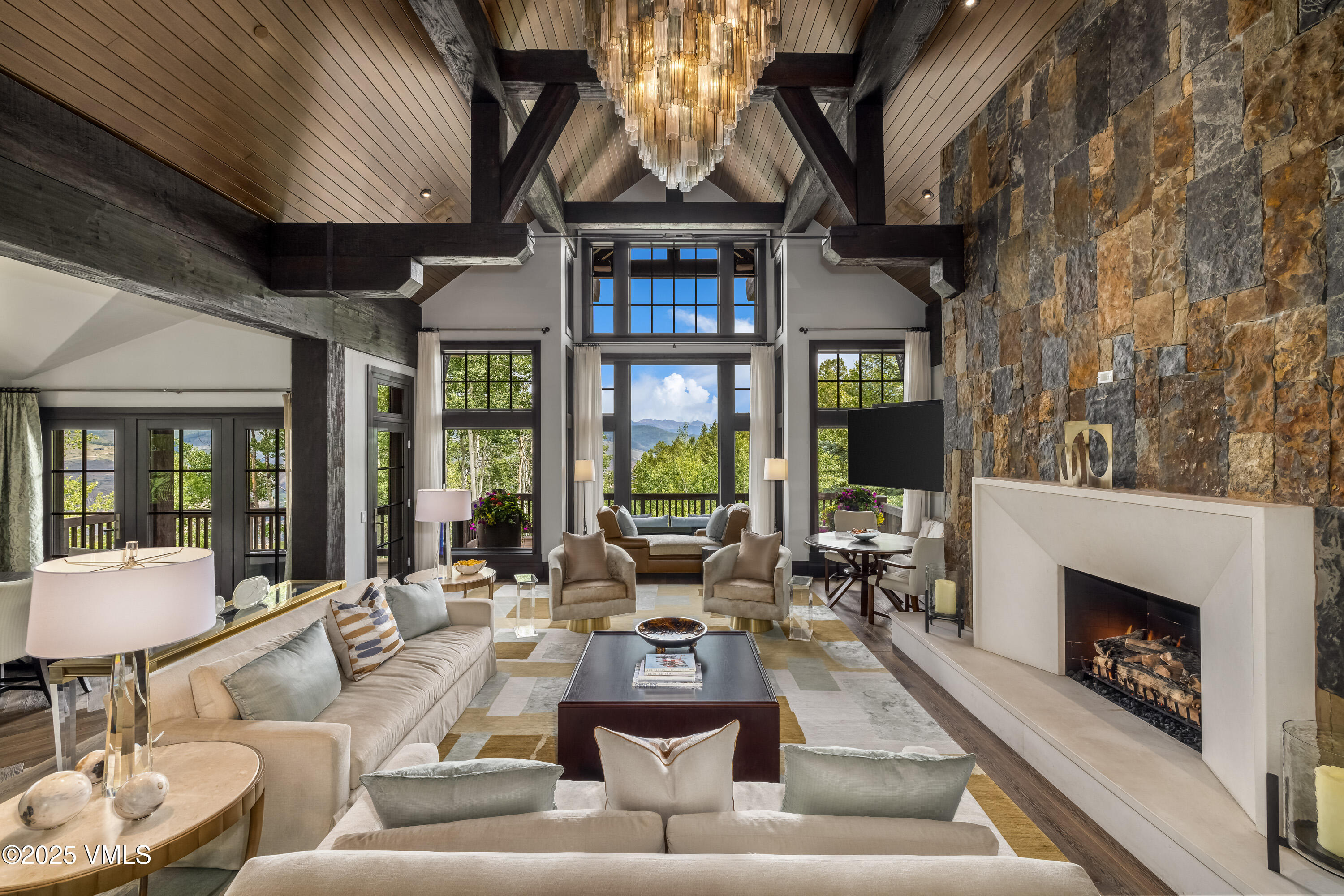 494 Horizon Drive