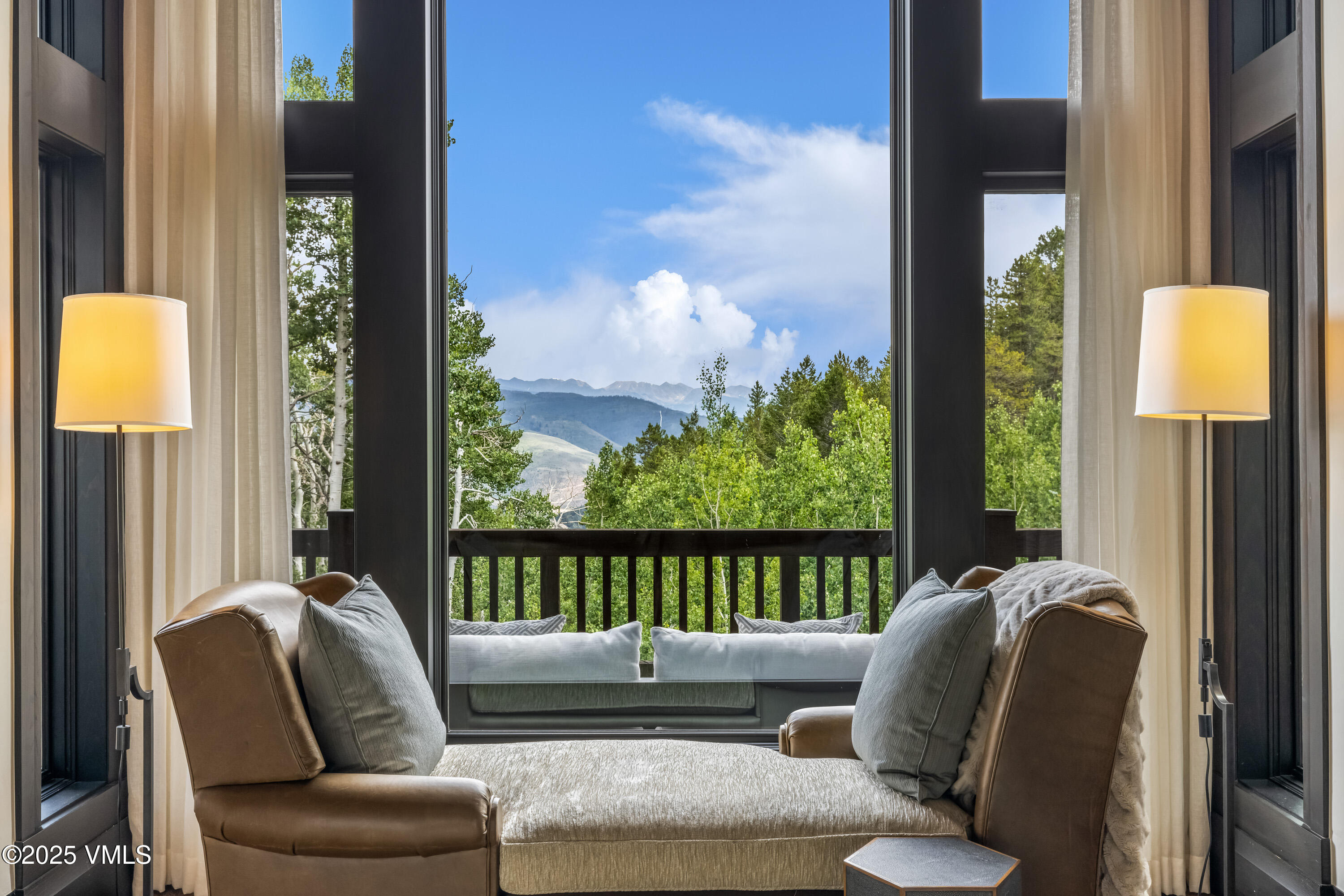 494 Horizon Drive