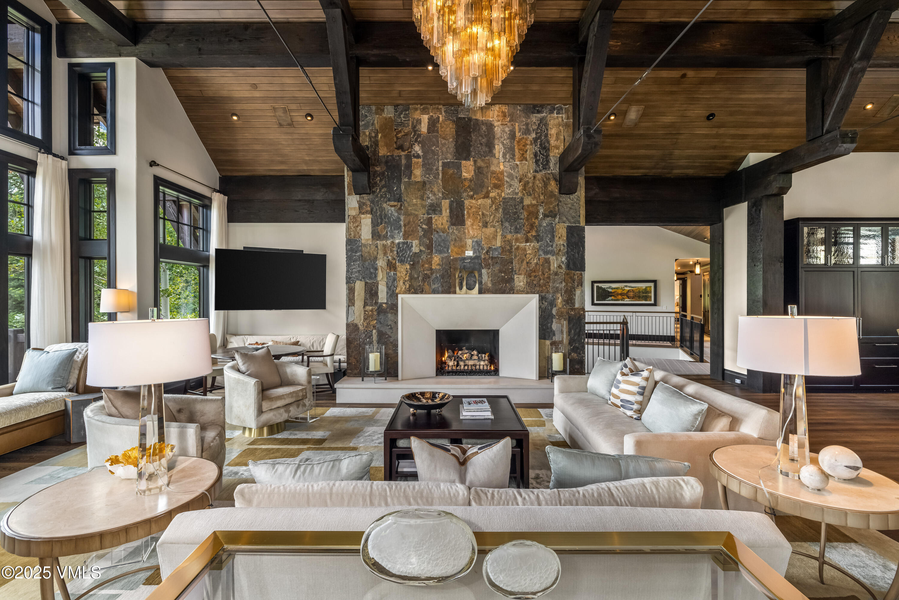 494 Horizon Drive