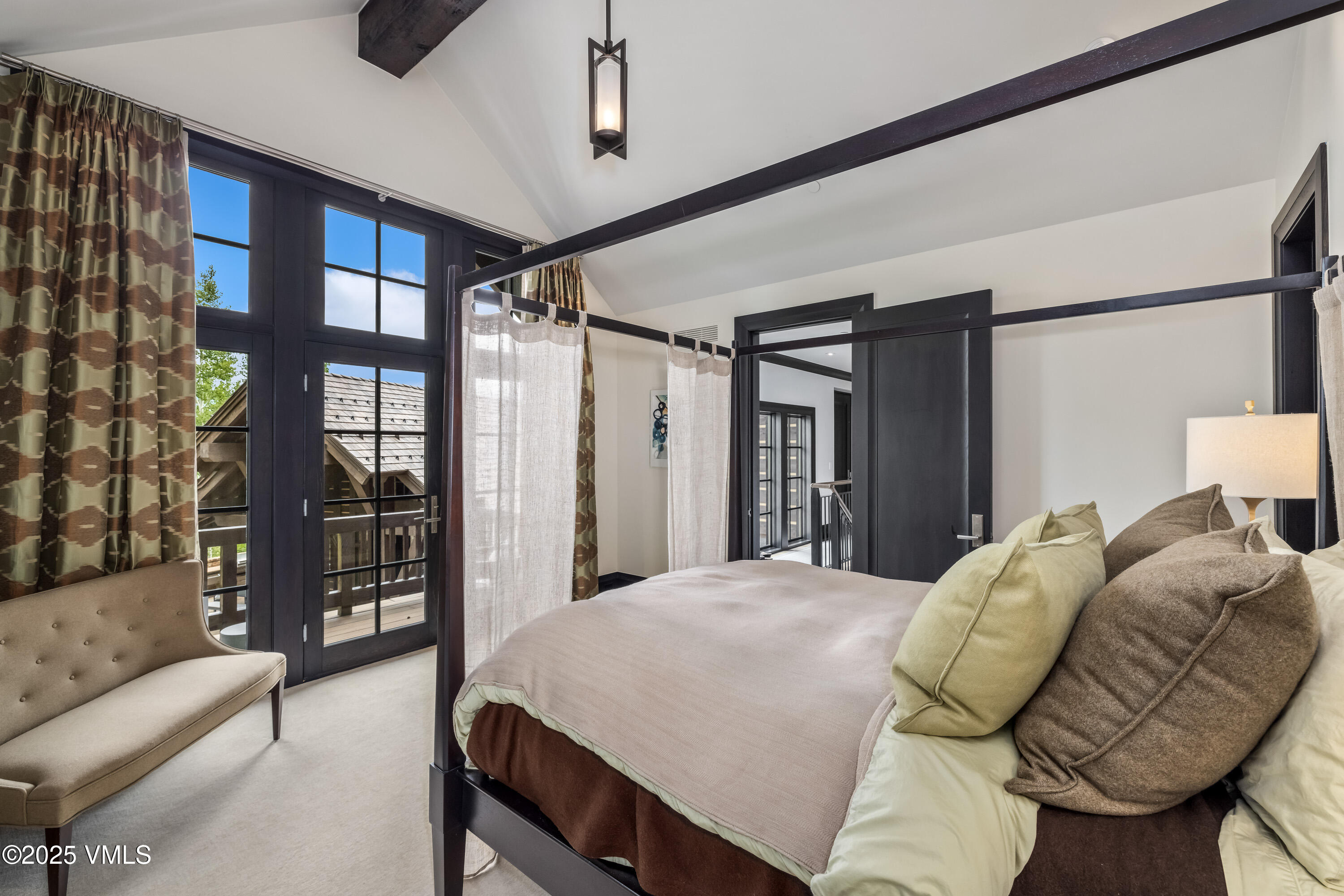 494 Horizon Drive