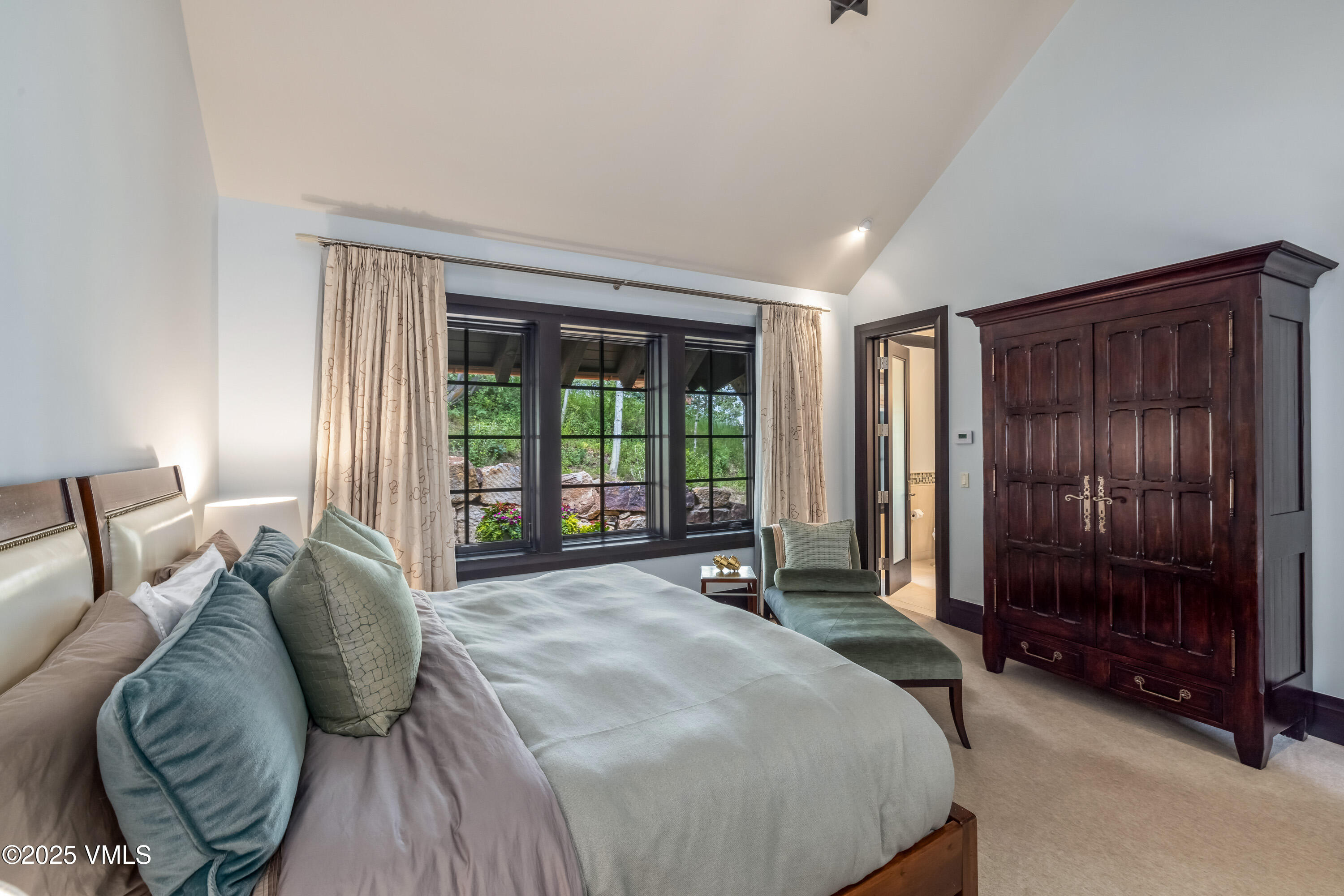 494 Horizon Drive
