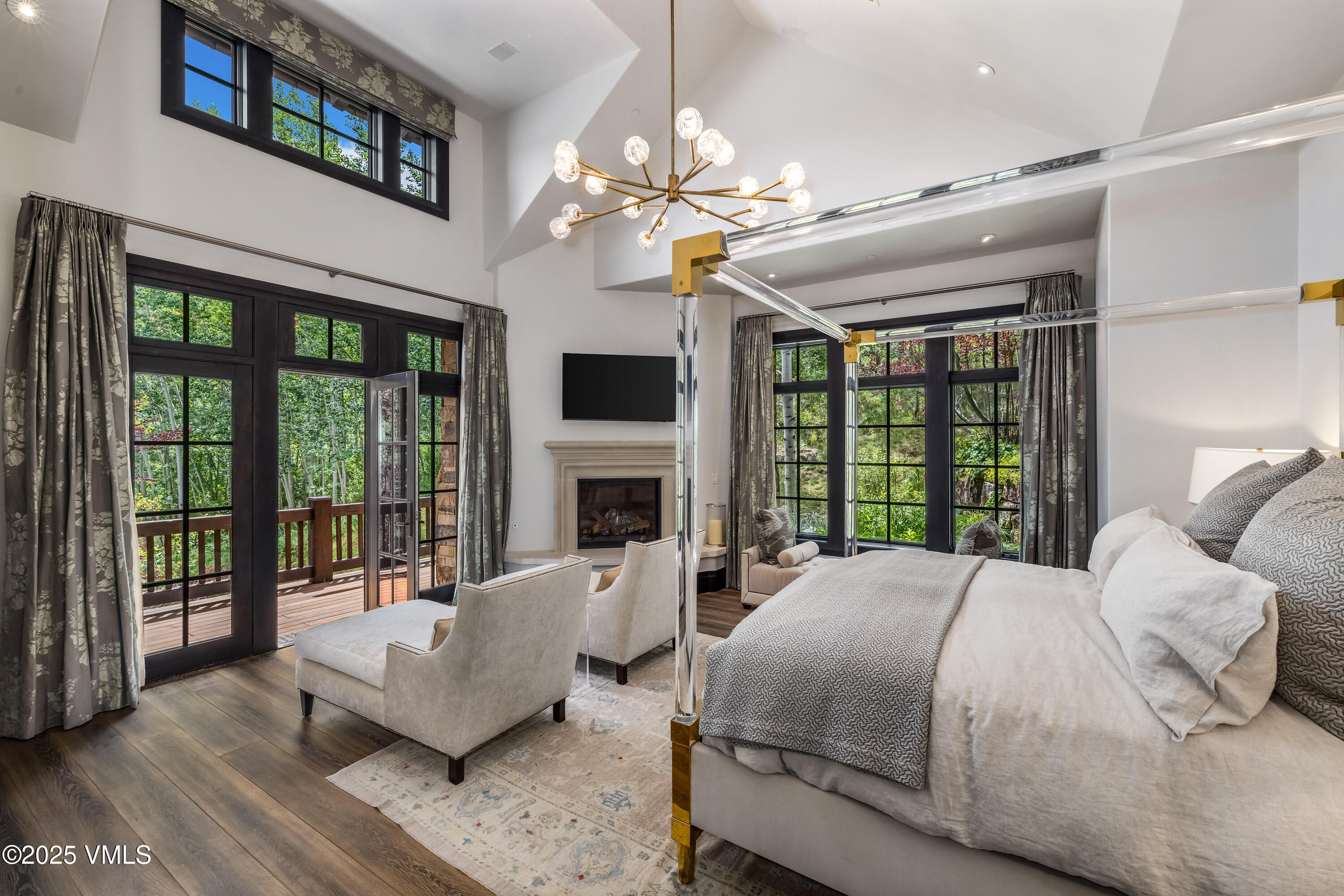 494 Horizon Drive