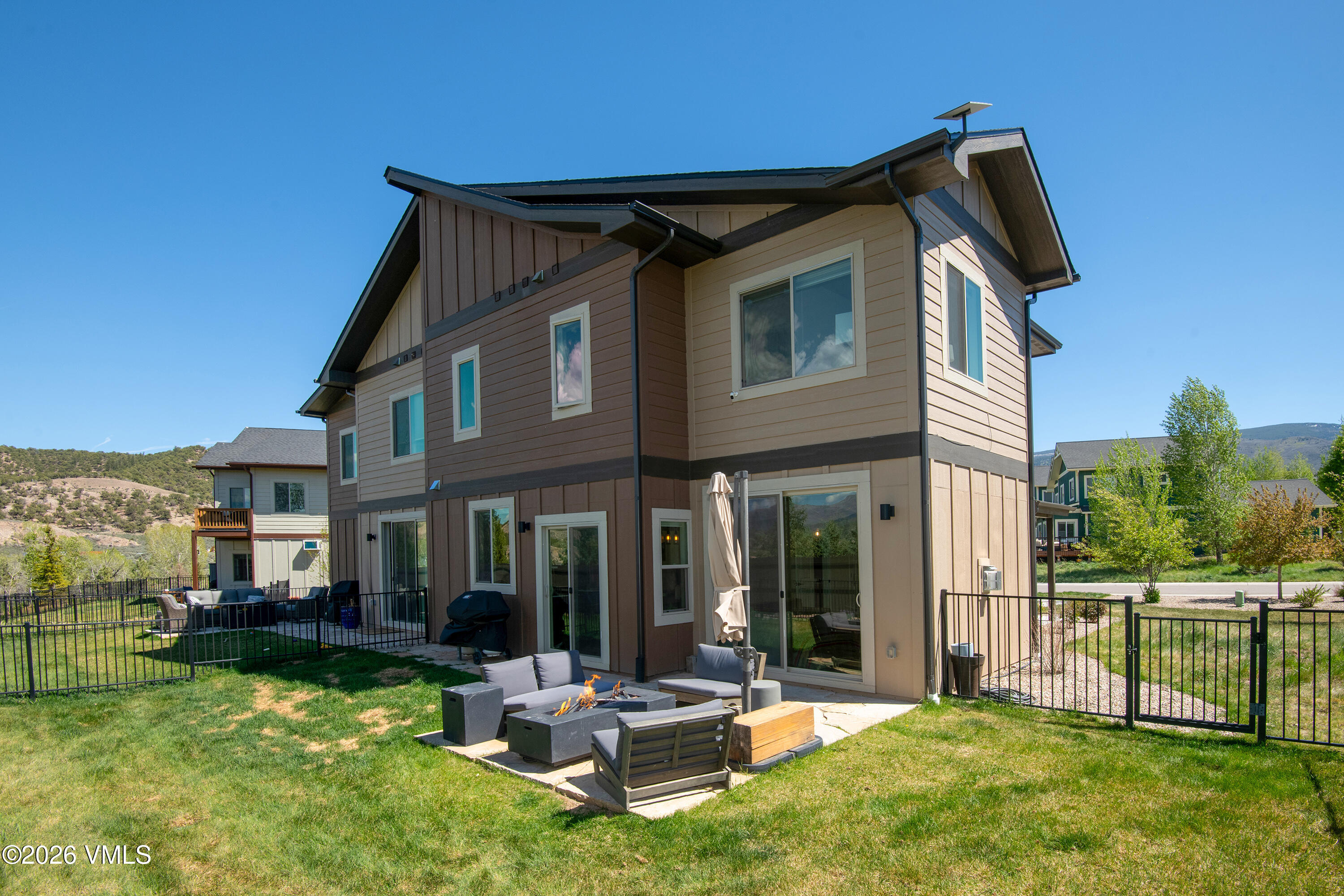1045 White River Drive