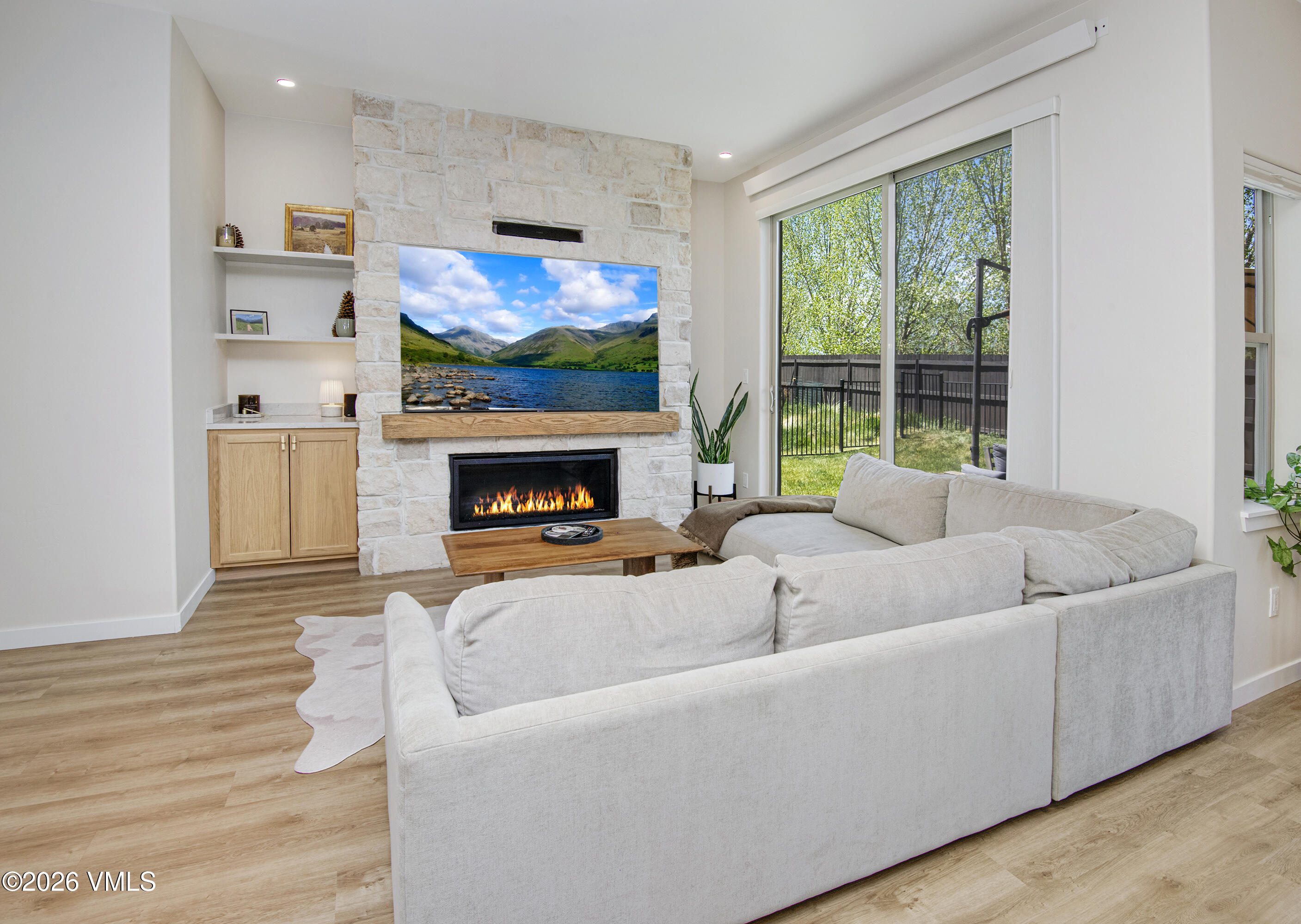 1045 White River Drive