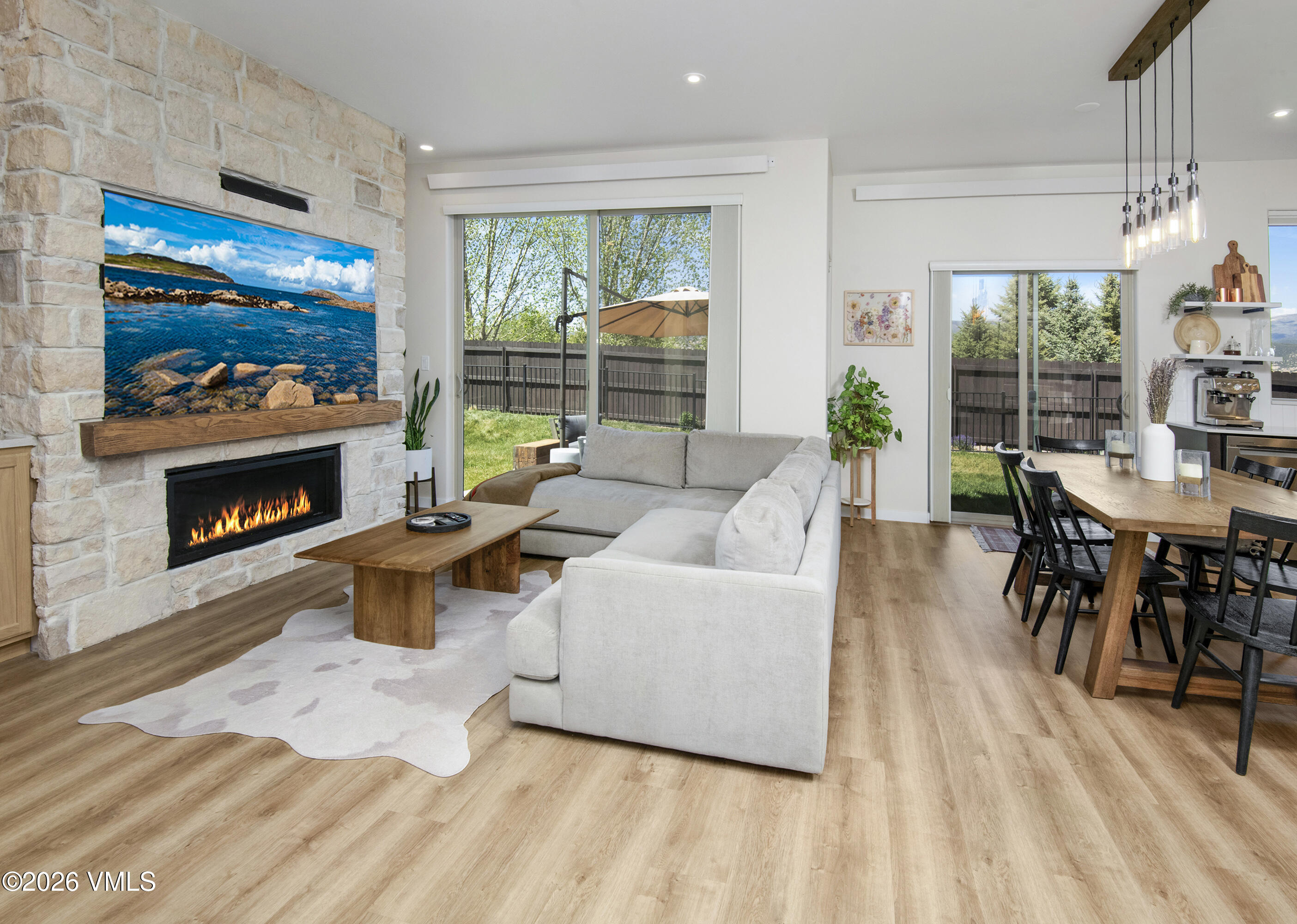 1045 White River Drive