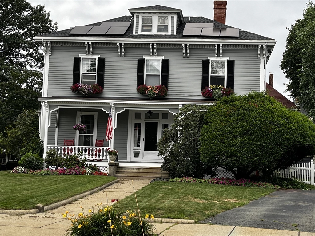 215 Auburndale Avenue