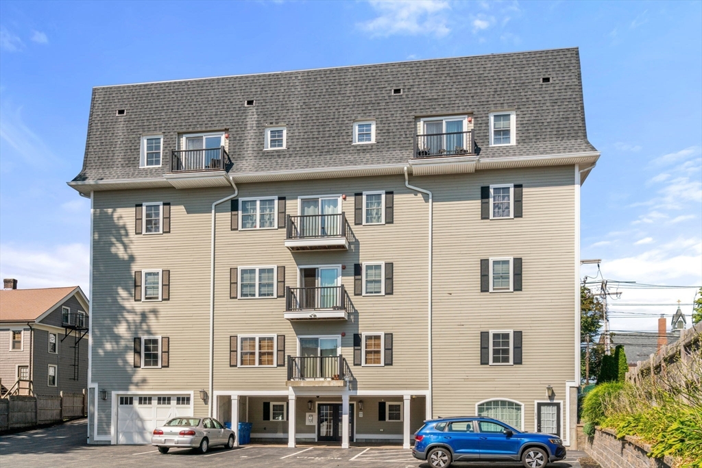 160 School St # 53