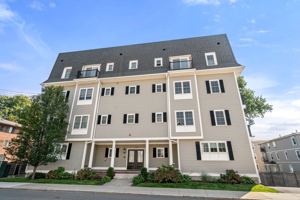 160 School St # 53