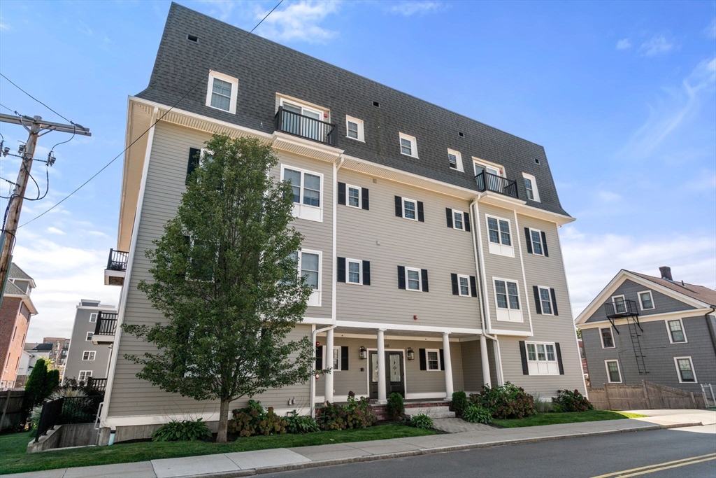 160 School St # 53