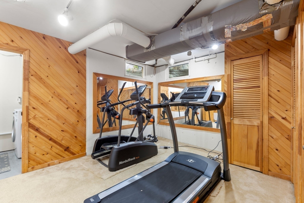 16 Alden Pl # 16