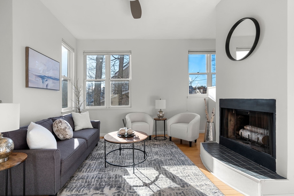 16 Alden Pl # 16
