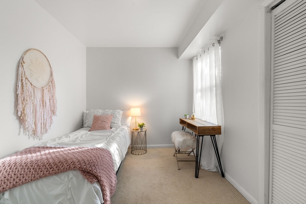 16 Alden Pl # 16