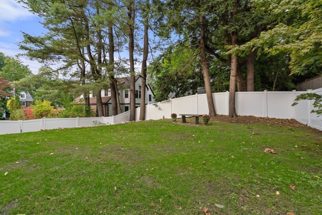 26 Larch Rd