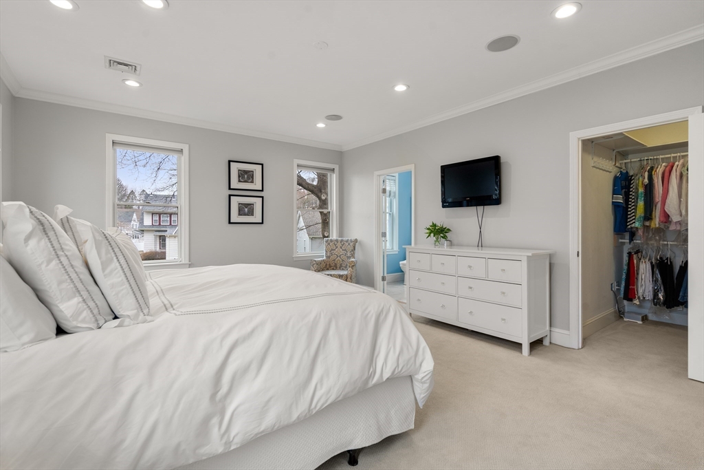 37 Philbrick Rd
