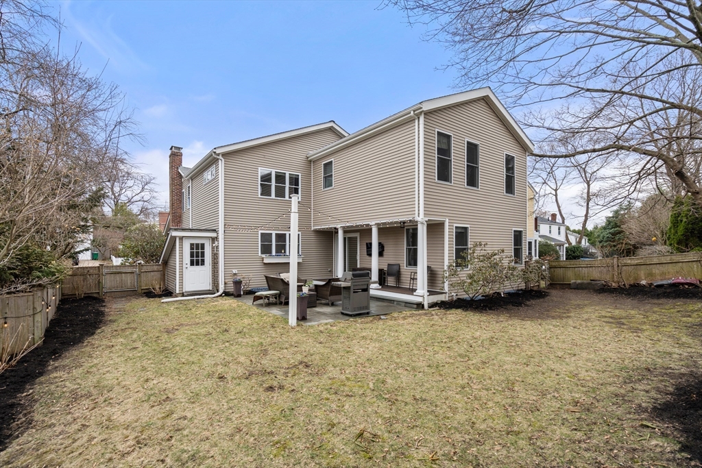 37 Philbrick Rd