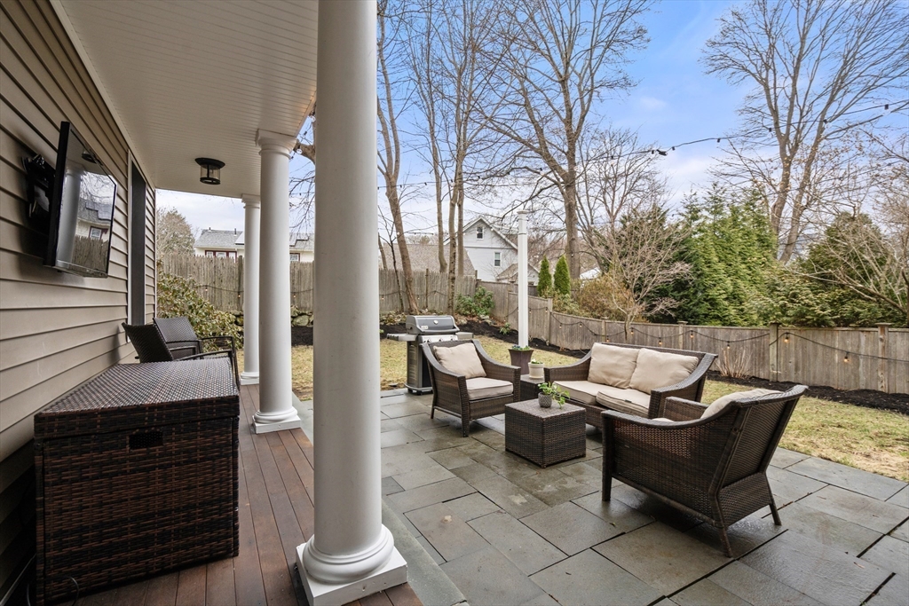 37 Philbrick Rd