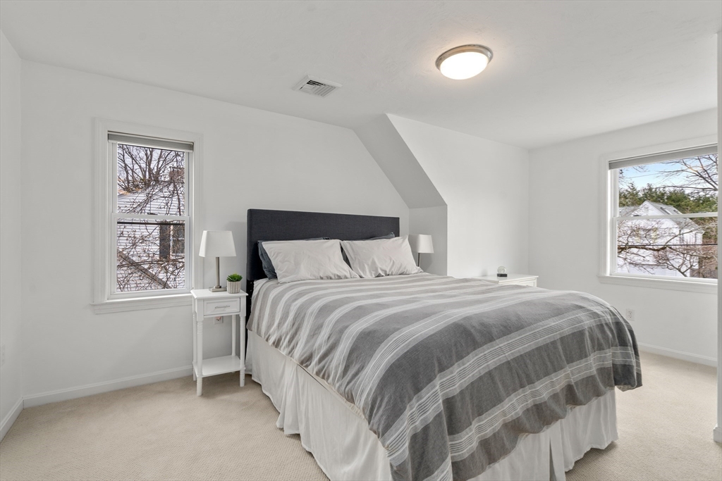37 Philbrick Rd