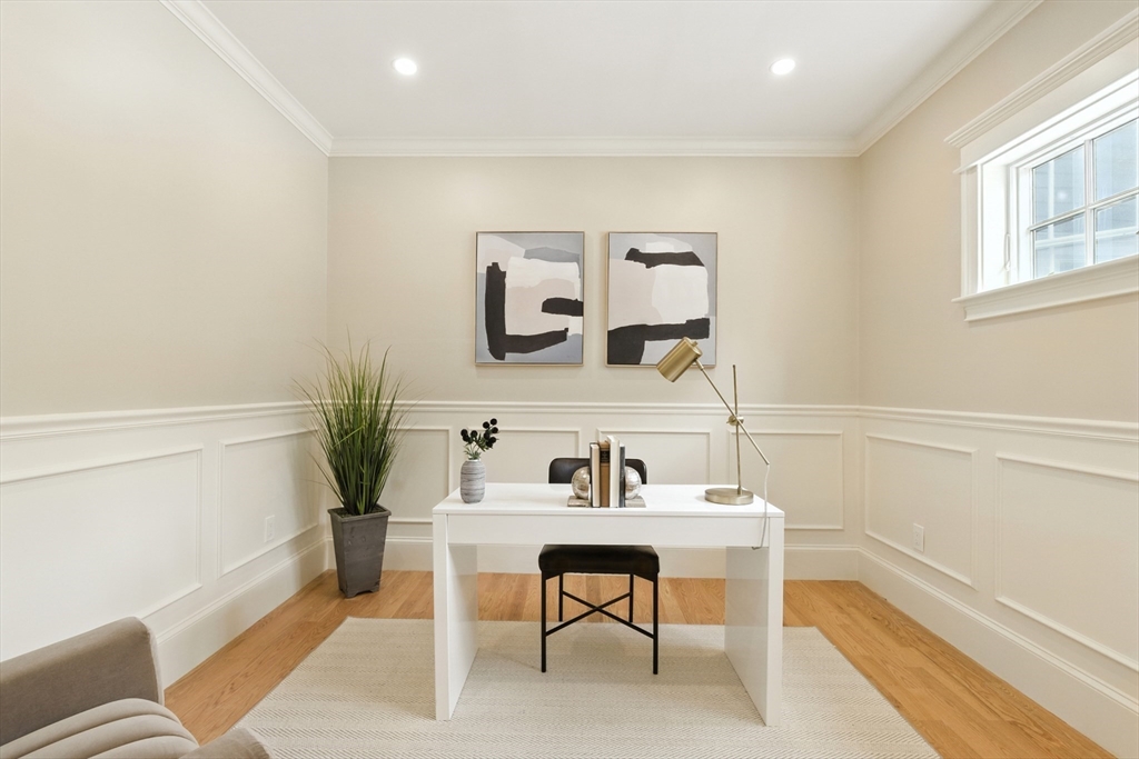 23-1 Francis Street # 1 Unit: 23-1