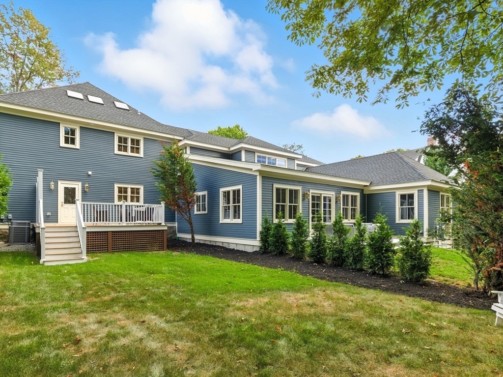 23-1 Francis Street # 1 Unit: 23-1