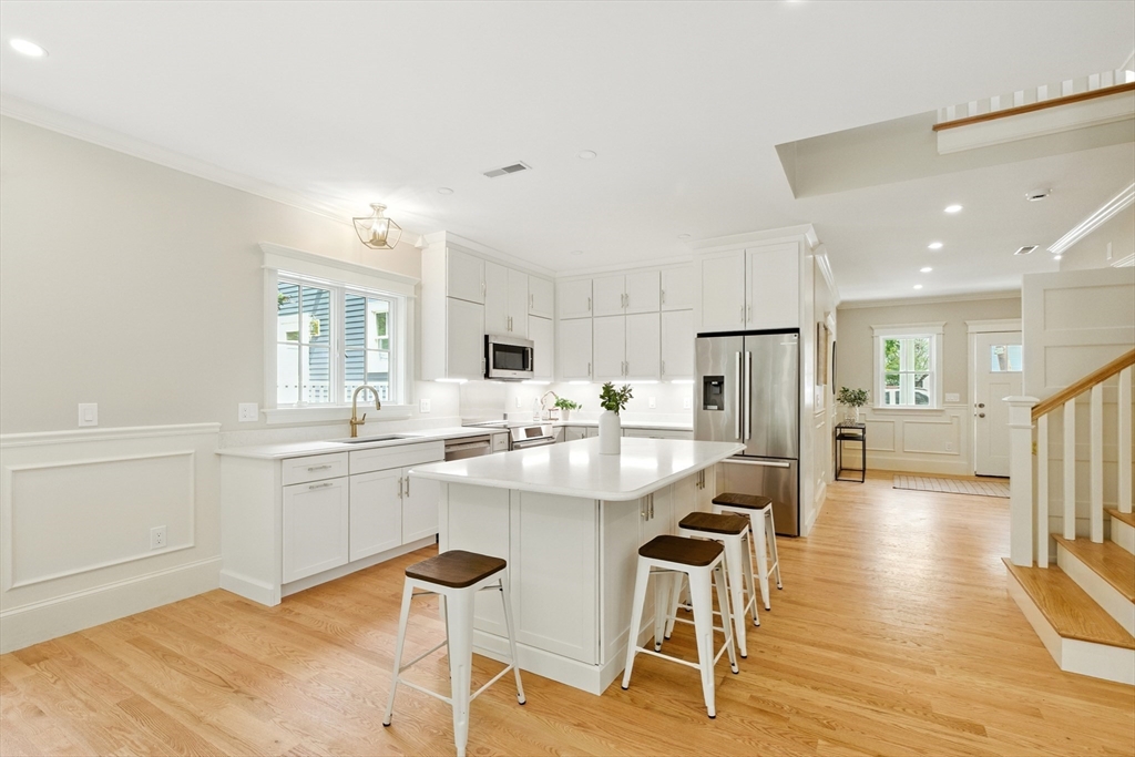 23-1 Francis Street # 1 Unit: 23-1