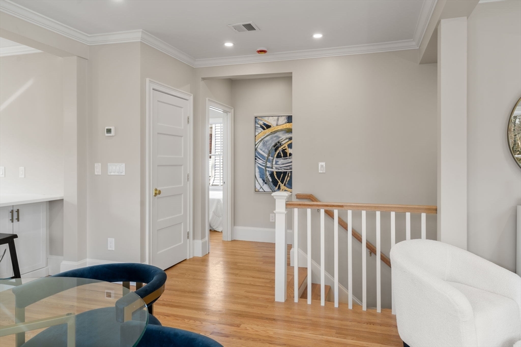 21 Francis St. # 21