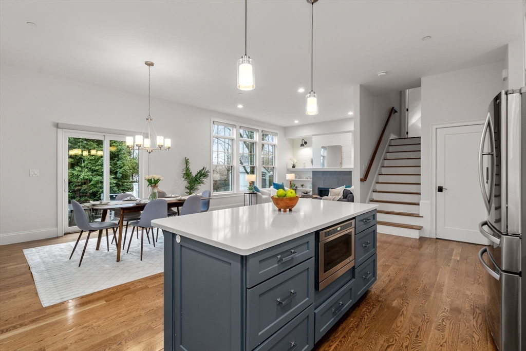 88 Crescent St # 2