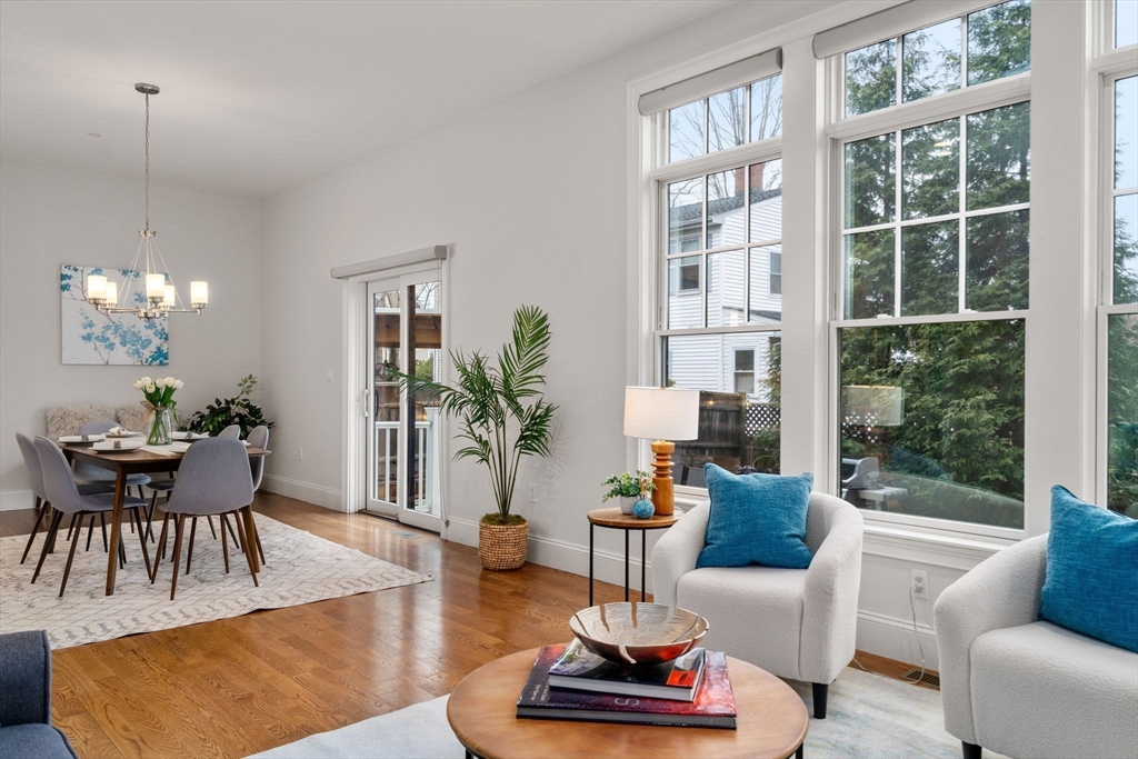 88 Crescent St # 2