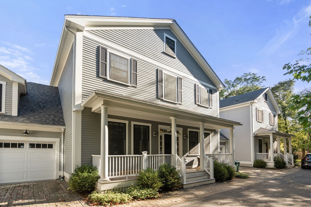 88 Crescent St # 2