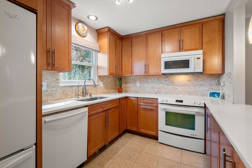 2259 Commonwealth # 2259