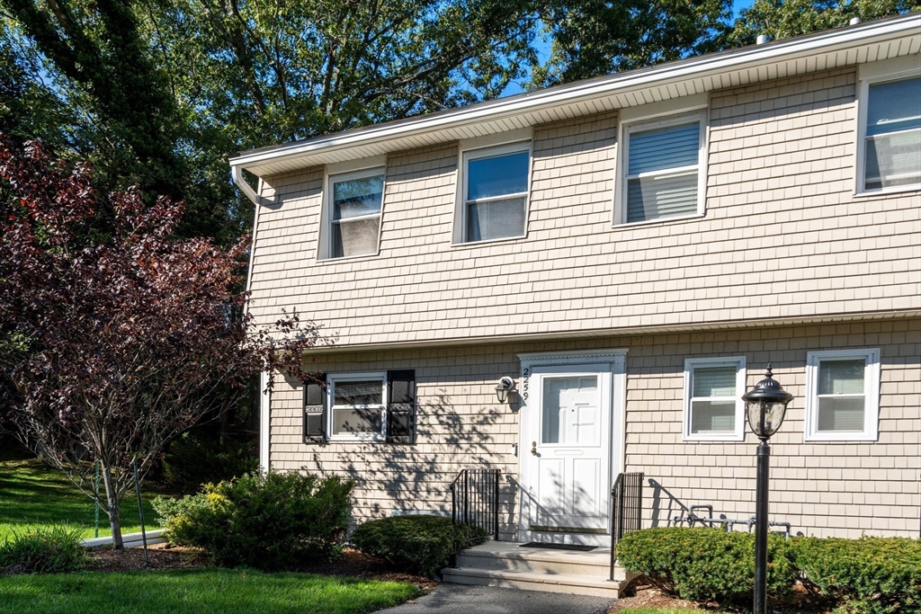 2259 Commonwealth # 2259