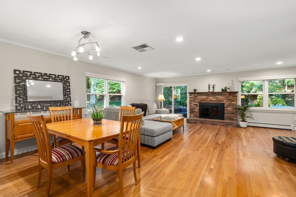 2259 Commonwealth # 2259