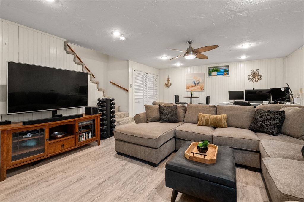 2259 Commonwealth # 2259